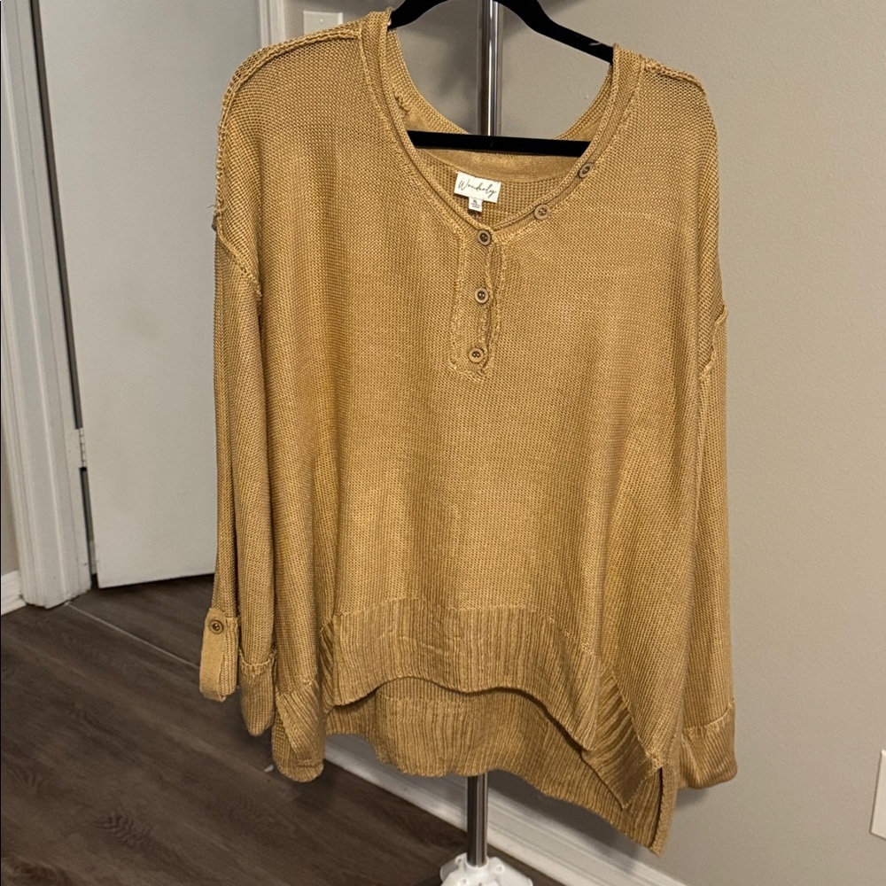 Wonderly Women's V-Neck Sweater in Tan